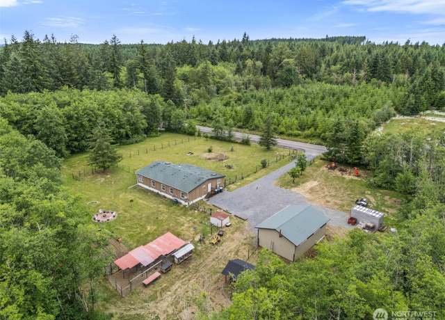 Property at 1332 Centralia Alpha Rd, Chehalis, WA 98532, 3 beds, 2 baths