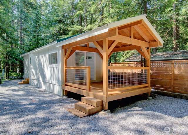 Property at 92 Riverside Dr, Deming, WA 98244, 1 bed, 1 bath
