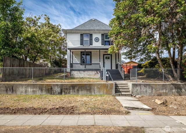 Property at 226 Pennsylvania Ave, Wenatchee, WA 98801, 5 beds, 3 baths