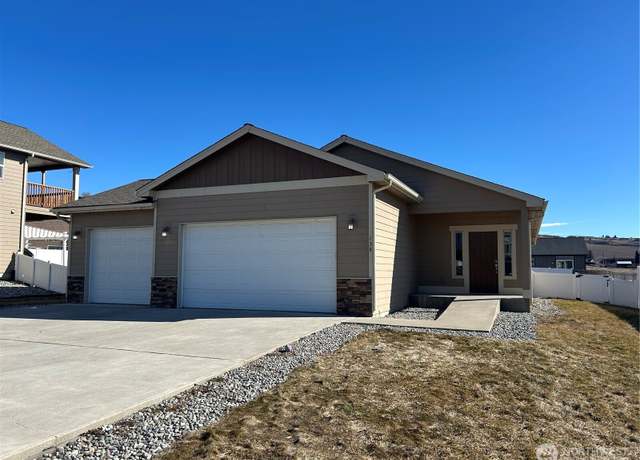 Property at 138 Summer Breeze Rd, Manson, WA 98831, 3 beds, 2 baths