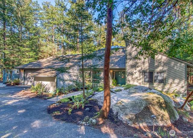 Property at 569 Island Dr, Friday Harbor, WA 98250, 4 beds, 2 baths