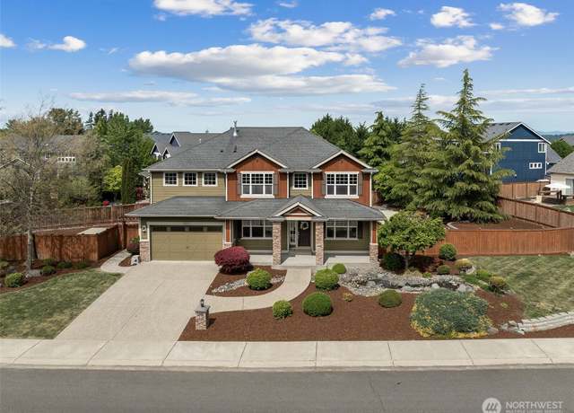 Property at 13809 172nd Pl E, Puyallup, WA 98374, 4 beds, 3 baths