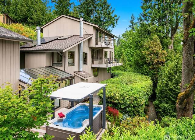 Property at 5665 E Mercer Way, Mercer Island, WA 98040, 5 beds, 3.5 baths
