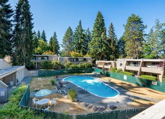Property at 4811 180th St SW Unit D202, Lynnwood, WA 98037, 2 beds, 1 bath