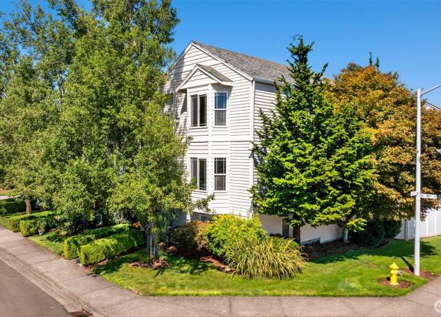 Property at 16606 NE 19th St, Vancouver, WA 98684, 3 beds, 3.5 baths