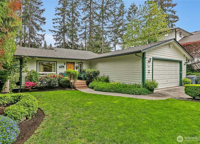 Property at 18601 68th St E, Bonney Lake, WA 98391, 4 beds, 2.5 baths