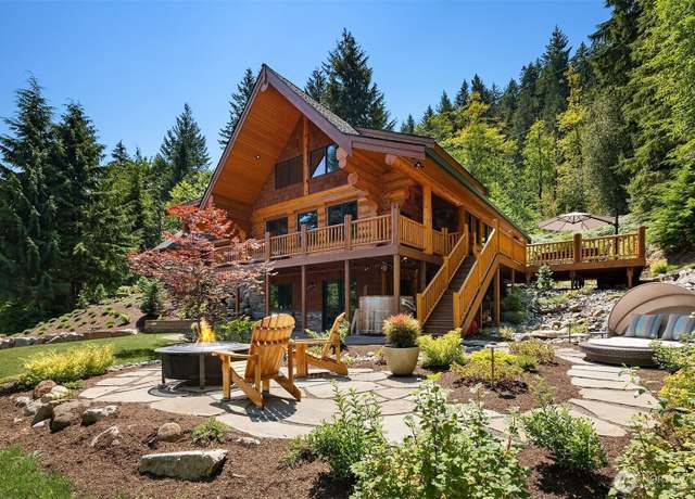 Property at 13955 409th Ave SE, North Bend, WA 98045, 3 beds, 2.5 baths