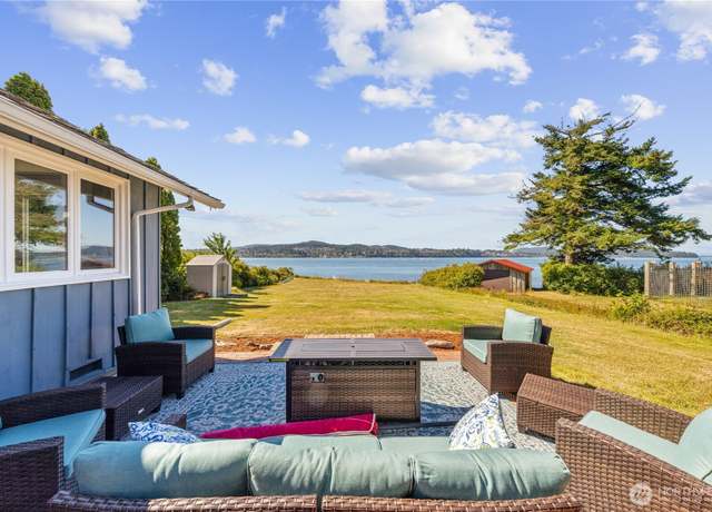 Property at 4448 South Shore Dr, Anacortes, WA 98221, 1 bed, 1 bath