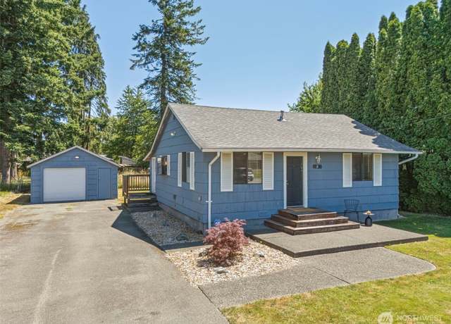 Property at 423 20th St NW, Puyallup, WA 98371, 2 beds, 1 bath