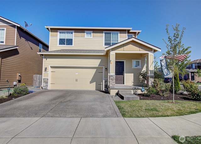 Property at 1203 W 17th Ave, La Center, WA 98629, 5 beds, 3 baths