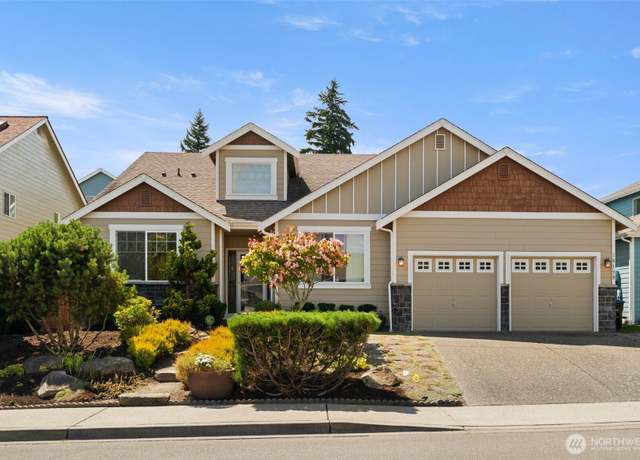 Property at 18130 Sunrise Ridge Ave NE, Poulsbo, WA 98370, 2 beds, 2.5 baths