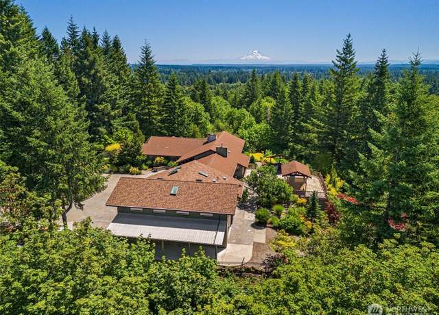 Property at 4902 Bush Mountain Dr SW, Tumwater, WA 98512, 3 beds, 4.5 baths