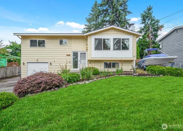 Property at 2433 199th Pl SW, Lynnwood, WA 98036, 3 beds, 2 baths