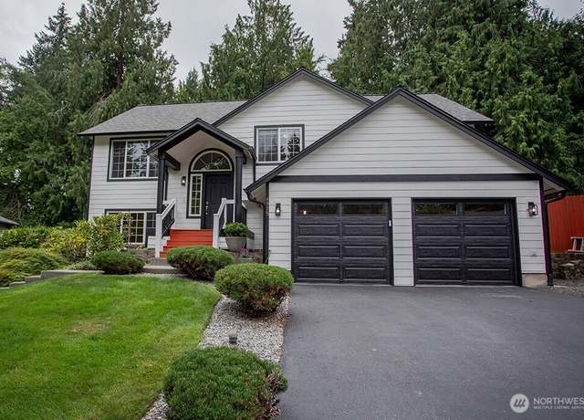 Property at 4925 NW Discovery Ridge Ct, Silverdale, WA 98383, 4 beds, 3 baths