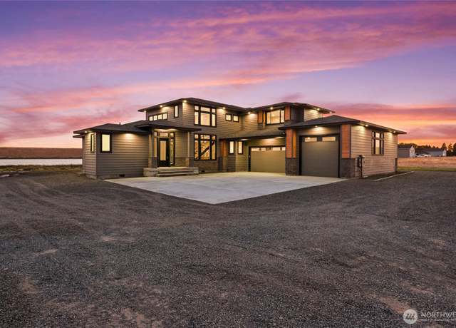 Property at 6988 Stonecrest Rd NE, Moses Lake, WA 98837, 4 beds, 4 baths