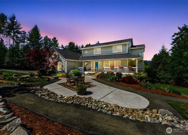 Property at 14885 NW Eagles View Dr, Seabeck, WA 98380, 4 beds, 3.5 baths