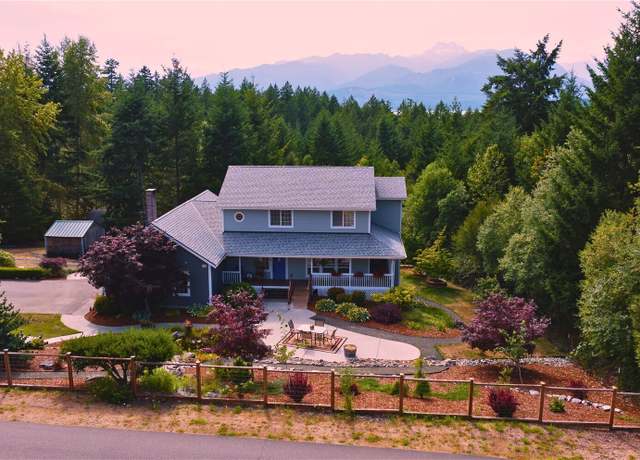 Property at 14885 NW Eagles View Dr, Seabeck, WA 98380, 4 beds, 3.5 baths