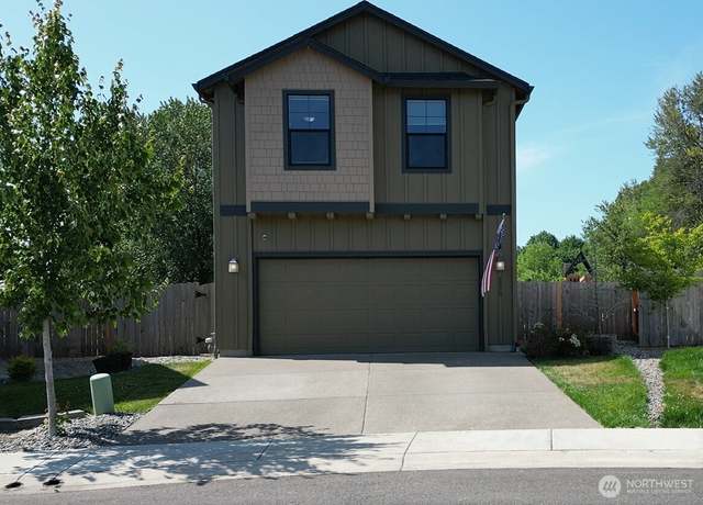 Property at 6850 N Montgomery Cir, Ridgefield, WA 98642, 3 beds, 2.5 baths