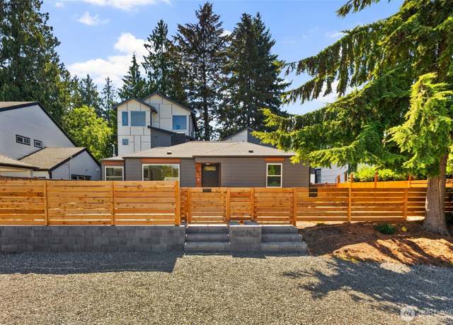 Property at 3811 NE 89th St, Seattle, WA 98115, 2 beds, 2 baths