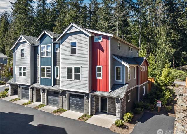 Property at 18901 12th Pl W Unit K3, Lynnwood, WA 98036, 4 beds, 3.5 baths