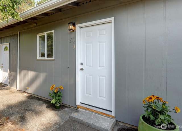 Property at 507 L St SE, Auburn, WA 98002, 4 beds, 2 baths