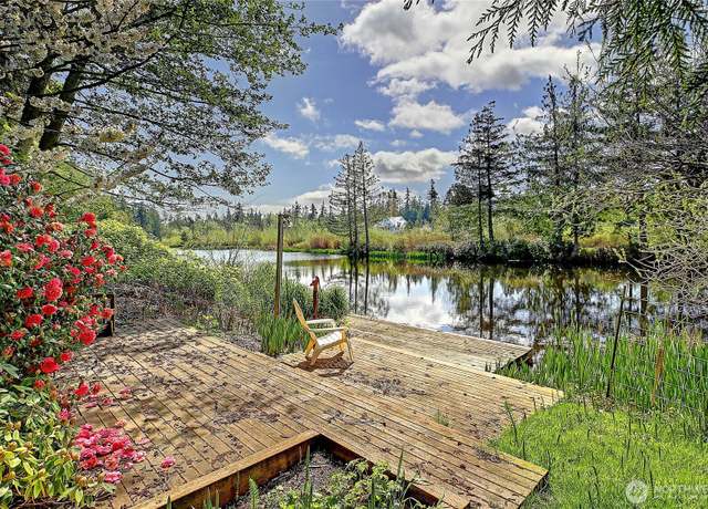 Property at 1863 Lake Dr, Camano Island, WA 98282, 1 bed, 1.5 baths