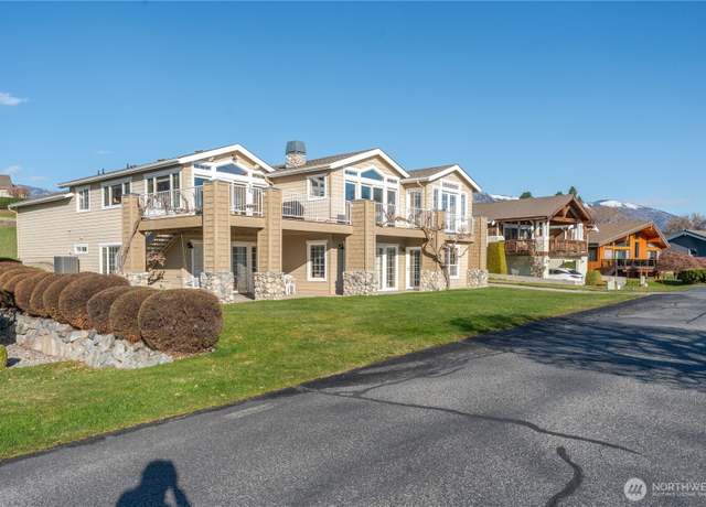 Property at 117 Chelan View Dr, Manson, WA 98816, 3 beds, 4 baths
