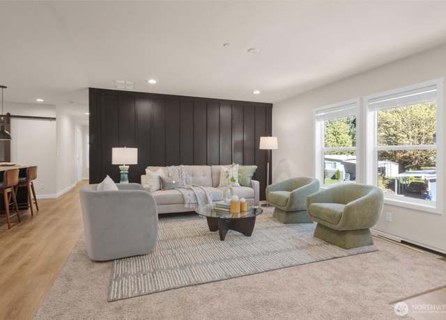 Property at 3310 207th Pl SE, Bothell, WA 98012, 3 beds, 2 baths