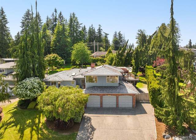 Property at 9310 35th Ave SE, Everett, WA 98208, 4 beds, 3.5 baths