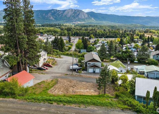 Property at 301 W 6th, Cle Elum, WA 98922