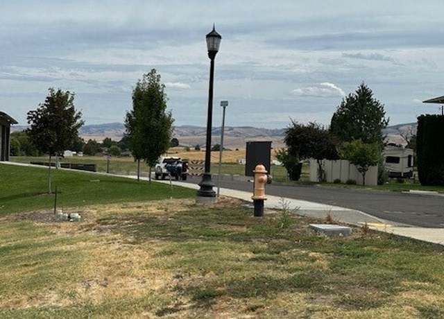 Property at 285 Arabica Rd, Walla Walla, WA 99362