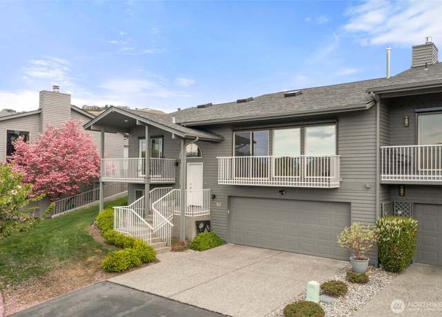 Property at 351 19th St NE #10, East Wenatchee, WA 98802, 3 beds, 2 baths