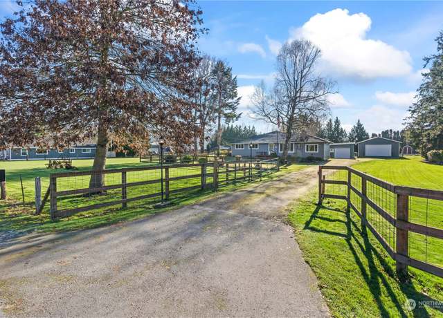 Property at 16502 88th St E, Sumner, WA 98390, 4 beds, 2 baths