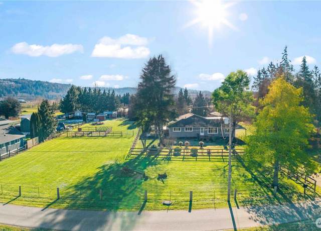 Property at 16502 88th St E, Sumner, WA 98390, 4 beds, 2 baths