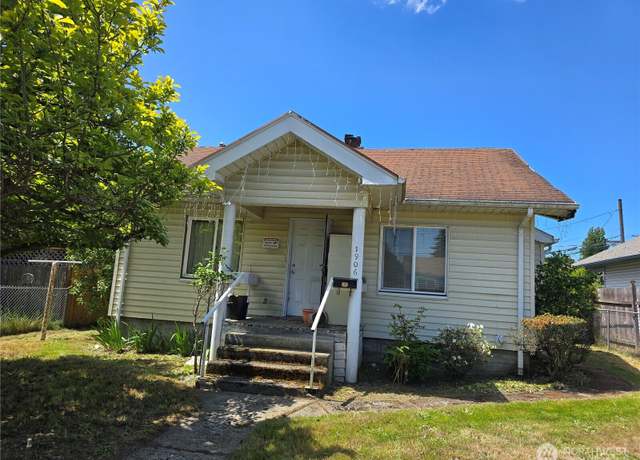 Property at 1906 S Hosmer St, Tacoma, WA 98405, 4 beds, 1 bath