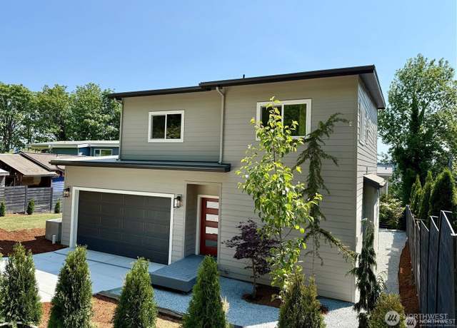 Property at 3010 Fauntleroy Ave SW, Seattle, WA 98126, 3 beds, 2.5 baths
