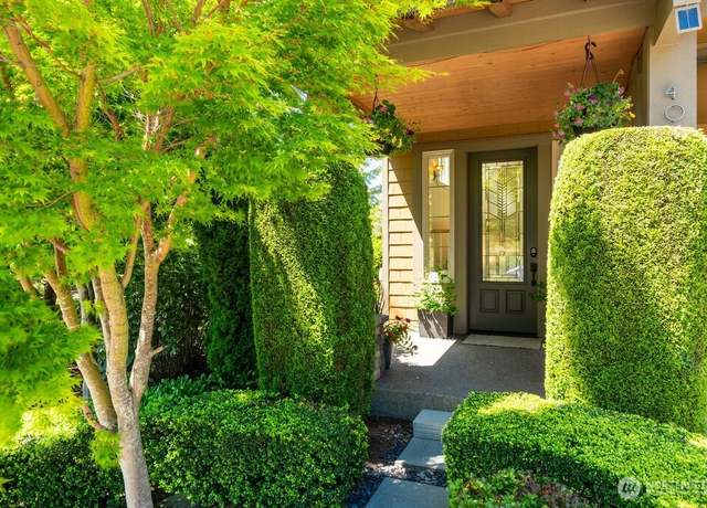 Property at 4053 Wells Ave N, Renton, WA 98056, 2 beds, 2.5 baths