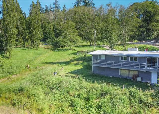 Property at 305 NE Waaga Way, Bremerton, WA 98311, 3 beds, 2 baths