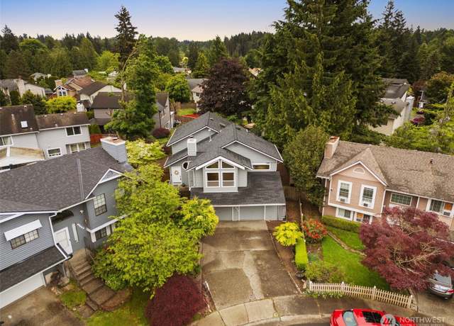 Property at 22004 117th Ave SE, Kent, WA 98031, 3 beds, 2.5 baths
