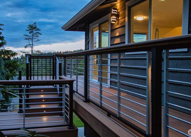 Property at 220 Colman Dr, Port Townsend, WA 98368, 3 beds, 2 baths
