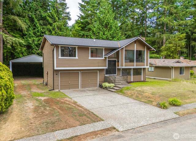 Property at 3228 SE Devonshire Pl, Port Orchard, WA 98366, 3 beds, 2 baths