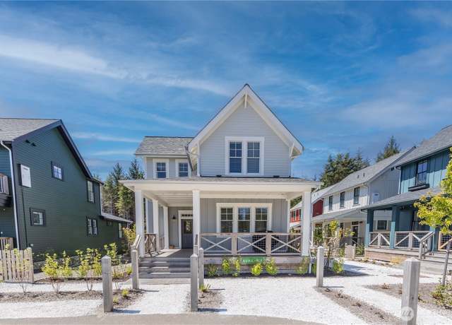 Property at 441 E Compass St, Pacific Beach, WA 98571, 3 beds, 2.5 baths
