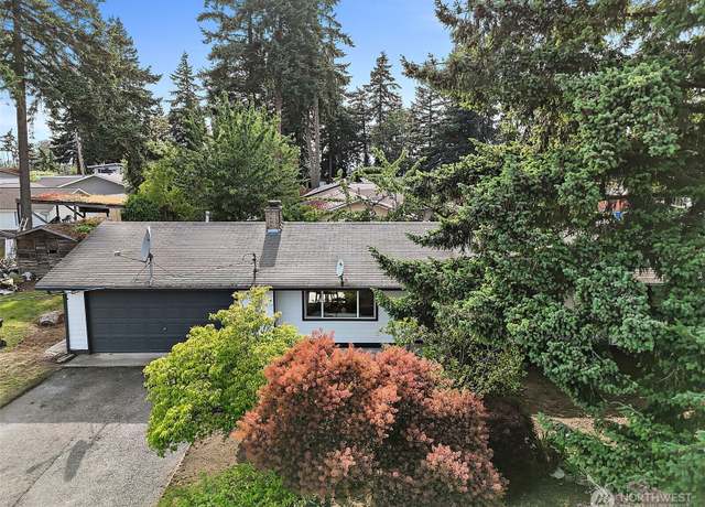 Property at 25035 34th Ave S, Kent, WA 98032, 3 beds, 1.5 baths