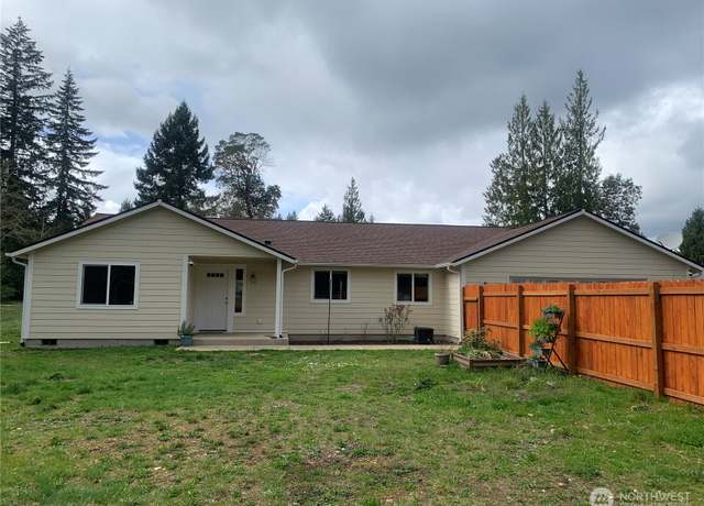 Property at 231 E Heights Pl N, Belfair, WA 98528, 3 beds, 2 baths