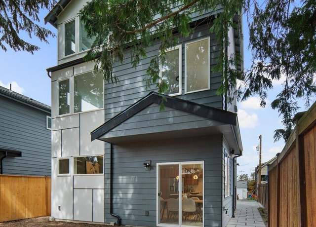 Property at 3809 NE 89th St, Seattle, WA 98115, 3 beds, 2.5 baths