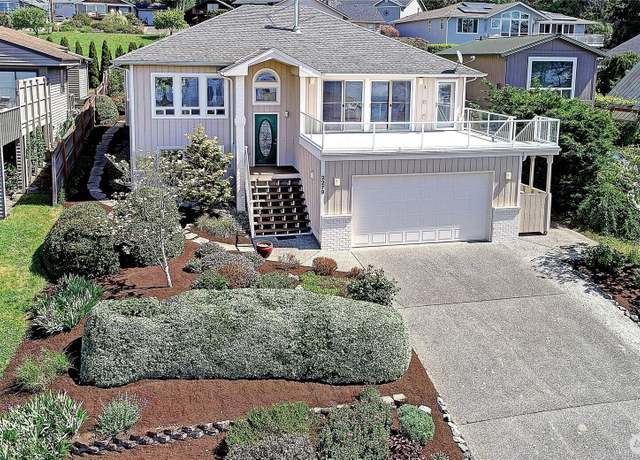 Property at 2279 Elger Park Rd, Camano Island, WA 98282, 3 beds, 2.5 baths