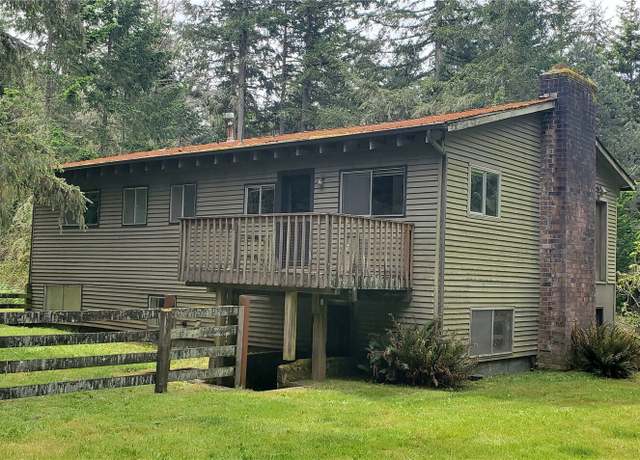 Property at 22930 115th Ave SW, Vashon, WA 98070, 3 beds, 2 baths