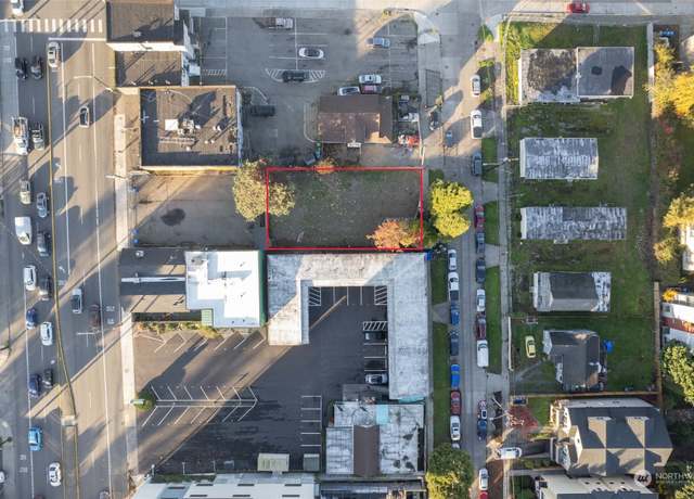 Property at 8849 Nesbit Ave N, Seattle, WA 98103