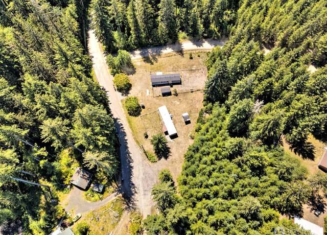 Property at 20 W Newberry Ln, Elma, WA 98541, 2 beds, 1 bath