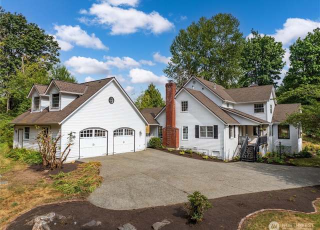 Property at 19503 Welch Rd, Snohomish, WA 98296, 3 beds, 4.5 baths